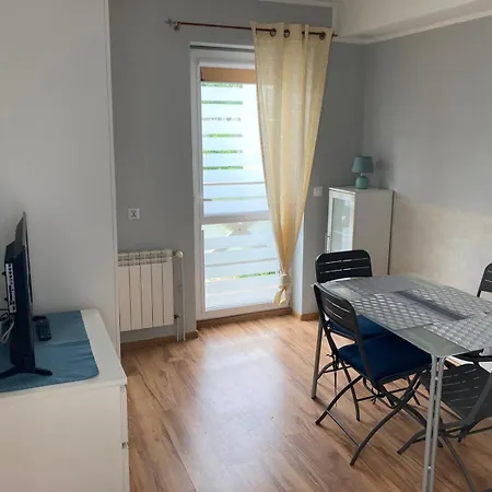 Stacja Do Wynajecia 3*