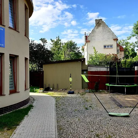 Stacja Do Wynajecia Konukevi 3*
