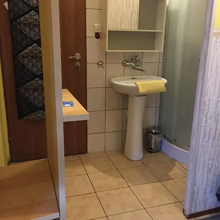 Stacja Do Wynajecia بيت ضيافة 3*