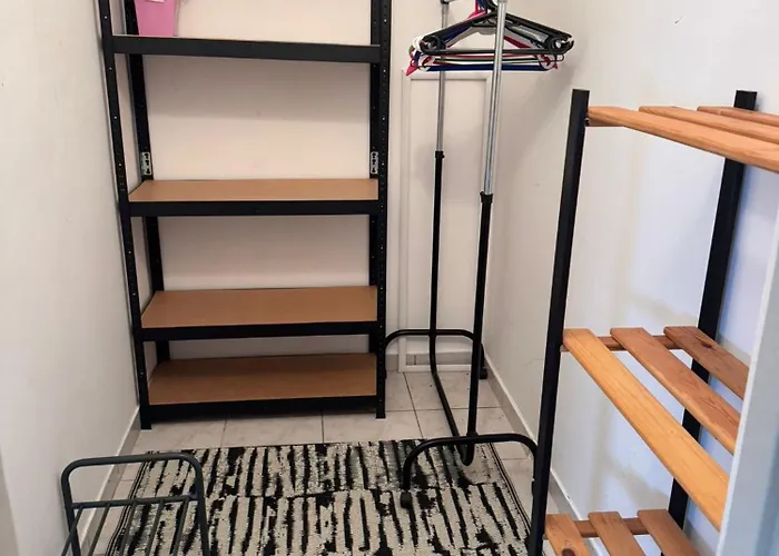 Stacja Do Wynajecia Gasthuis 3*